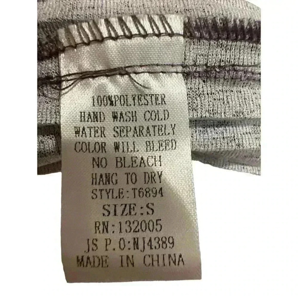 - Entro Pleated Purple and Gold Striped off the Shoulder top Size S, Pre-O… - Picture 7 of 7